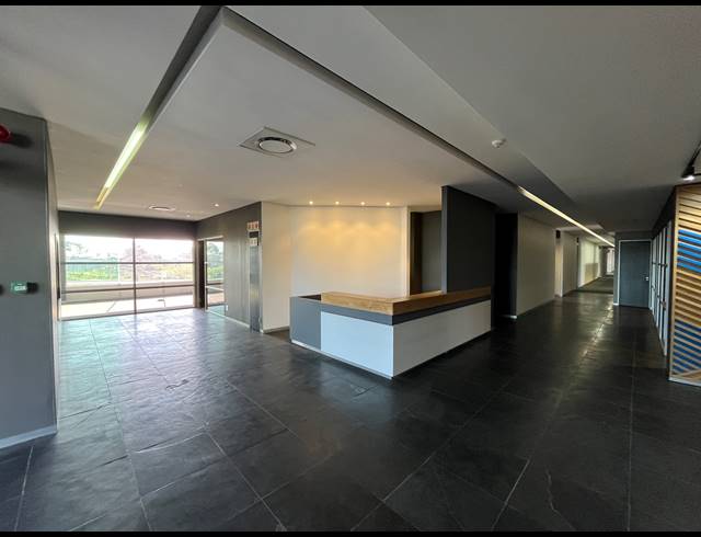 3,000M² OFFICE TO LET IN PAARDEN EILAND